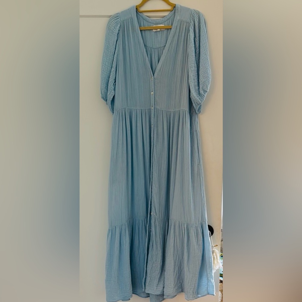 XiRENA Blue Gauze V-neck buttoned Sundress